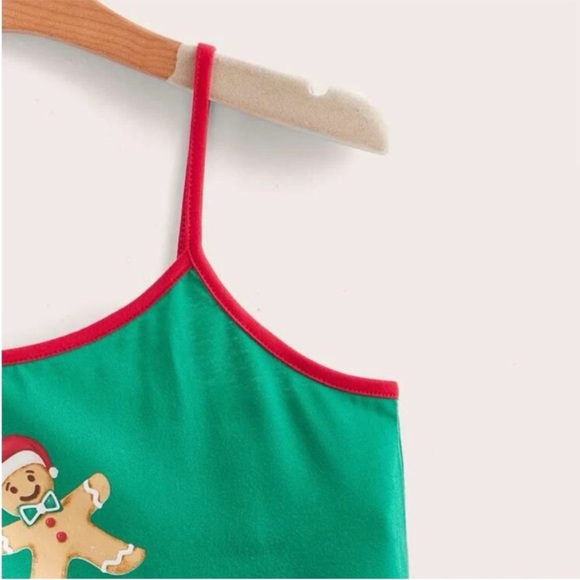 NWT Gingerbread man Christmas tank crop top green with red straps - Picture 3 of 8